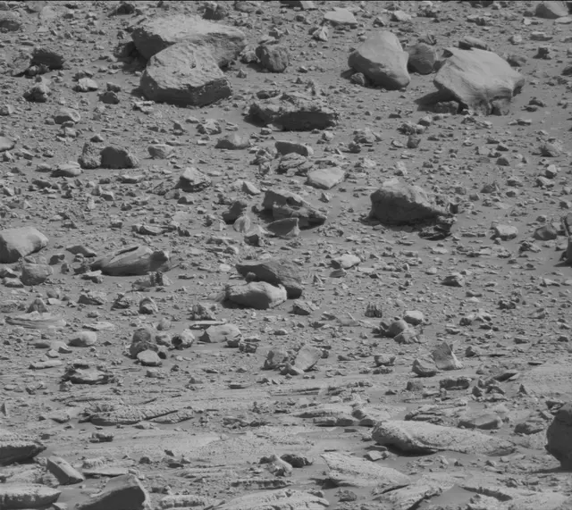 Sol 3919: Mast Camera (Mastcam)