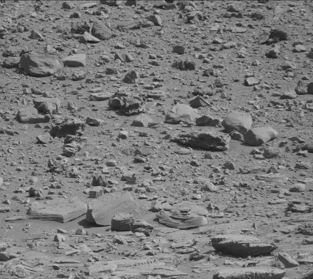 Sol 3919: Mast Camera (Mastcam)
