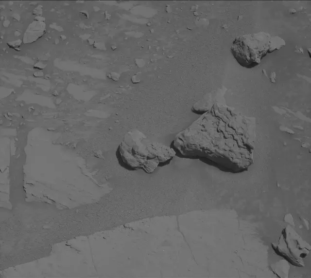 Sol 3921: Mast Camera (Mastcam)
