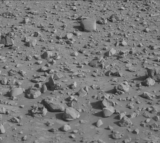 Sol 3921: Mast Camera (Mastcam)