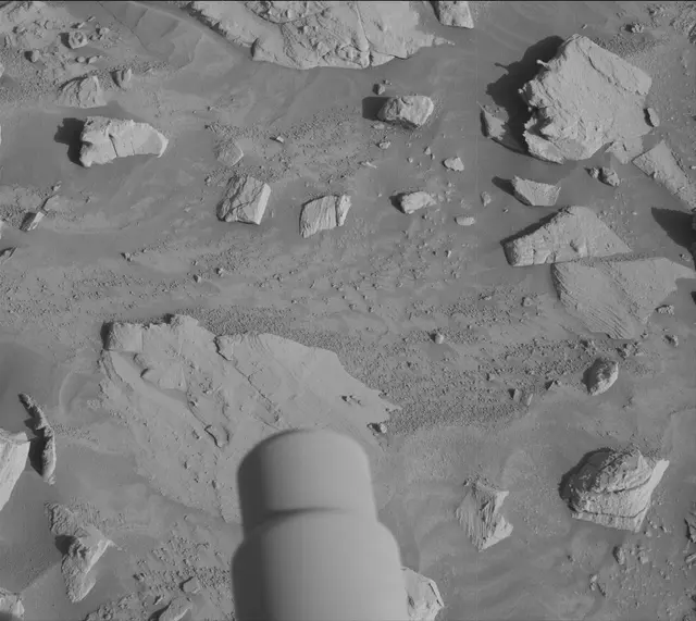 Sol 3921: Mast Camera (Mastcam)