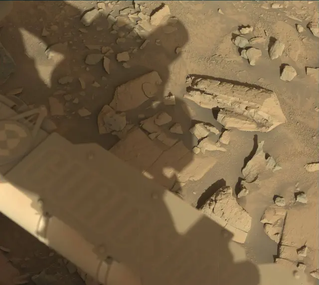 Sol 3921: Mast Camera (Mastcam)