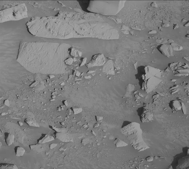 Sol 3921: Mast Camera (Mastcam)