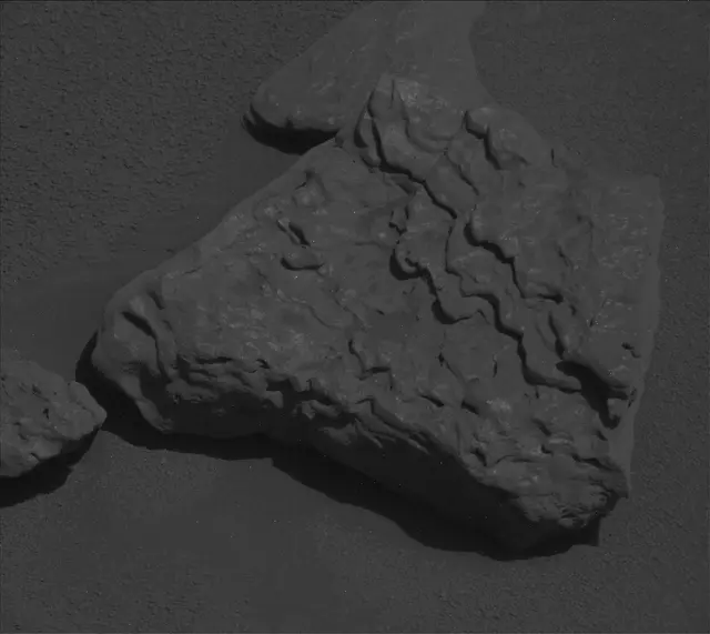 Sol 3921: Mast Camera (Mastcam)