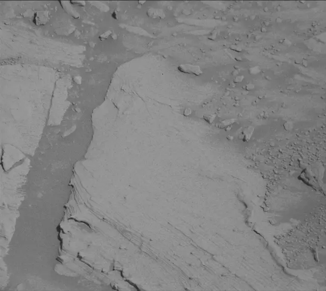 Sol 3921: Mast Camera (Mastcam)