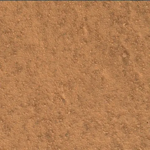 Sol 3921: Mars Hand Lens Imager (MAHLI)