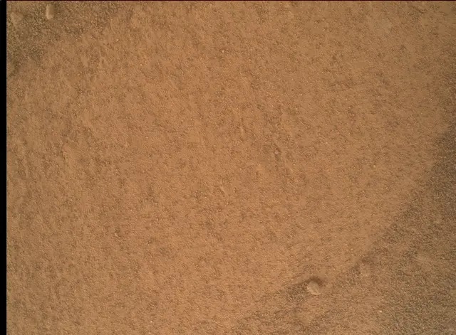 Sol 3921: Mars Hand Lens Imager (MAHLI)