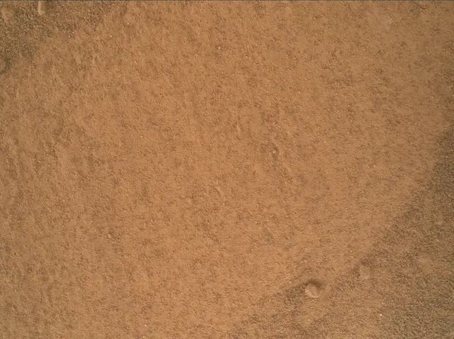 Sol 3921: Mars Hand Lens Imager (MAHLI)