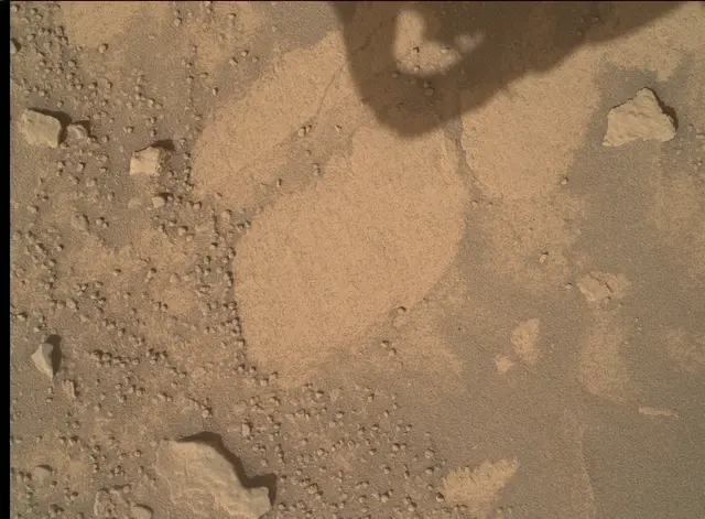 Sol 3921: Mars Hand Lens Imager (MAHLI)