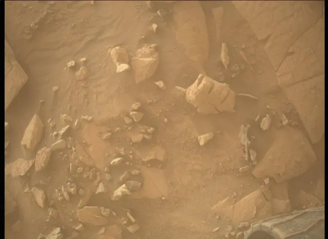 Sol 3921: Mars Descent Imager (MARDI)