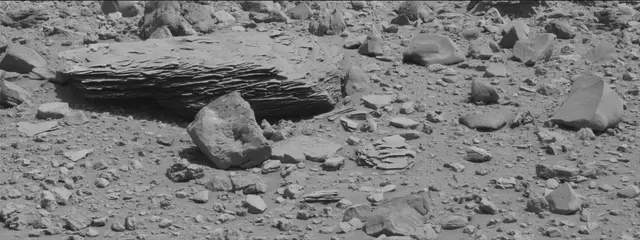 Sol 3923: Mast Camera (Mastcam)