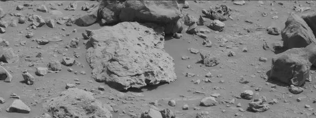 Sol 3923: Mast Camera (Mastcam)