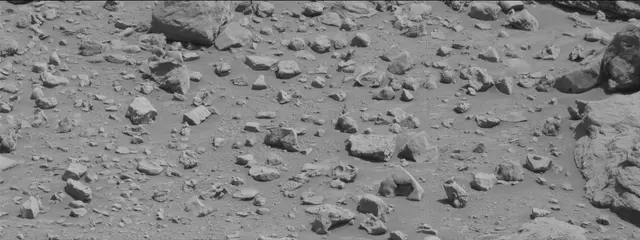 Sol 3923: Mast Camera (Mastcam)