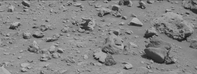 Sol 3923: Mast Camera (Mastcam)