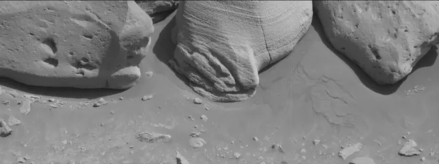 Sol 3923: Mast Camera (Mastcam)