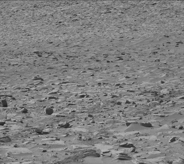 Sol 3923: Mast Camera (Mastcam)