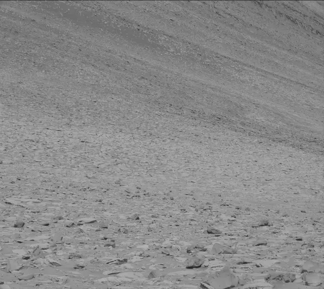 Sol 3923: Mast Camera (Mastcam)