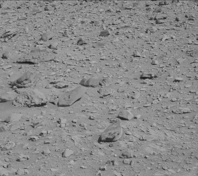 Sol 3923: Mast Camera (Mastcam)