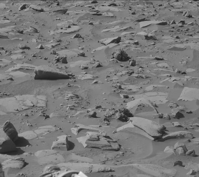 Sol 3923: Mast Camera (Mastcam)