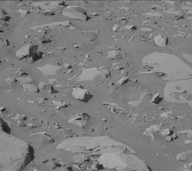 Sol 3923: Mast Camera (Mastcam)