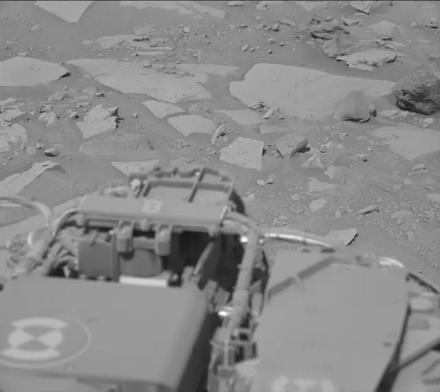Sol 3923: Mast Camera (Mastcam)