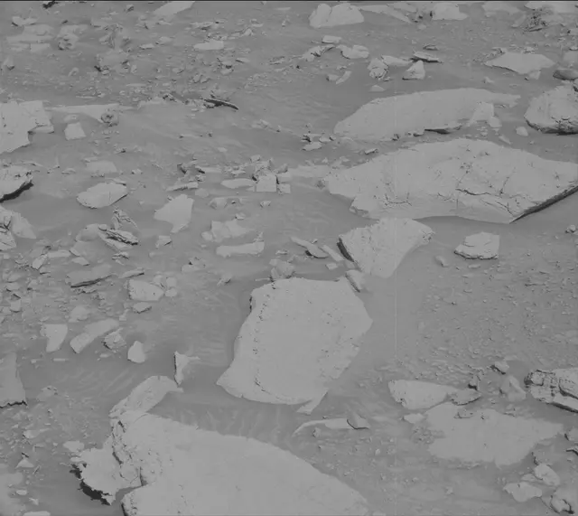Sol 3923: Mast Camera (Mastcam)