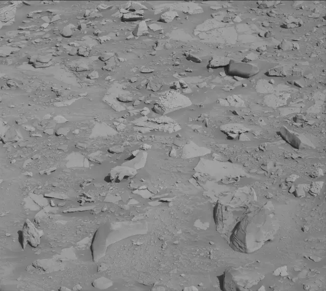 Sol 3923: Mast Camera (Mastcam)