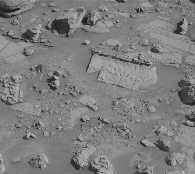 Sol 3923: Mast Camera (Mastcam)