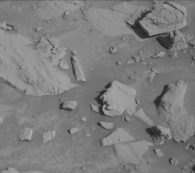 Sol 3923: Mast Camera (Mastcam)