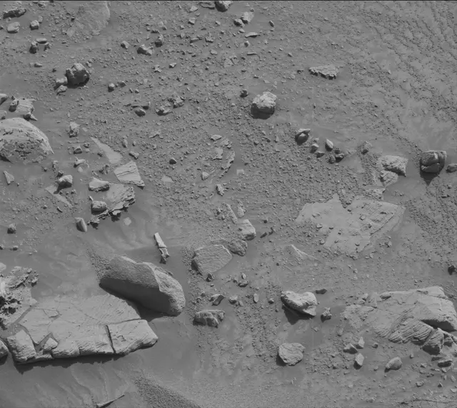 Sol 3923: Mast Camera (Mastcam)