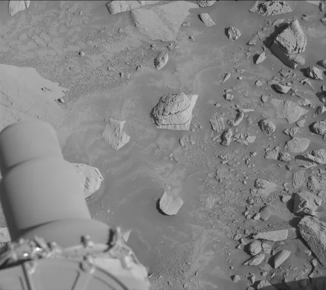 Sol 3923: Mast Camera (Mastcam)