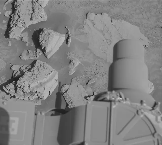 Sol 3923: Mast Camera (Mastcam)