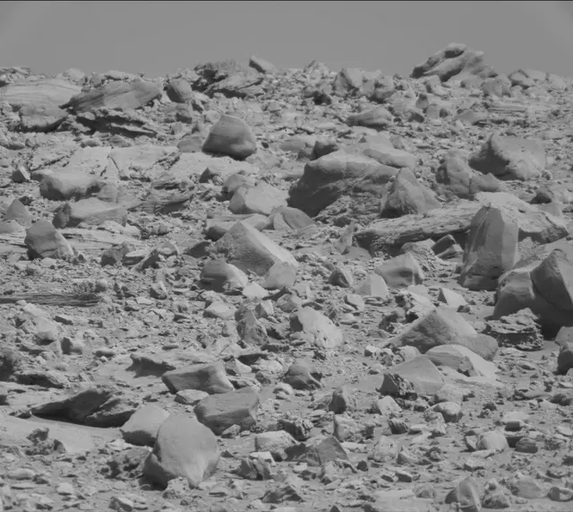 Sol 3923: Mast Camera (Mastcam)
