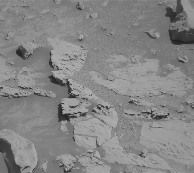 Sol 3923: Mast Camera (Mastcam)