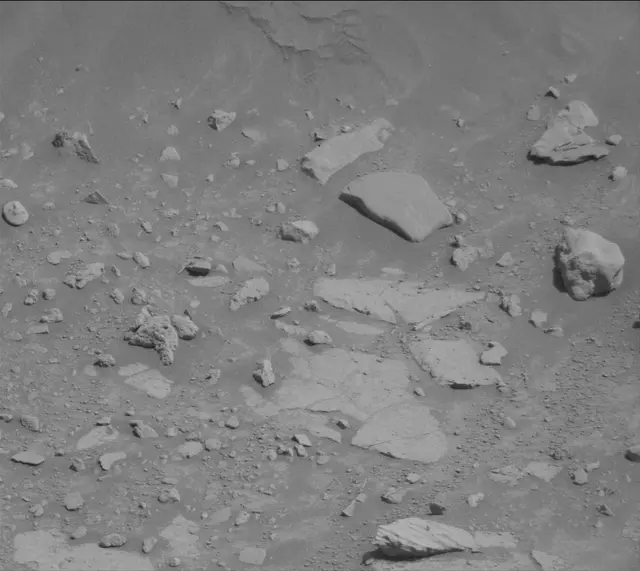 Sol 3923: Mast Camera (Mastcam)