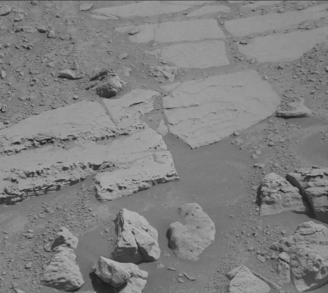 Sol 3923: Mast Camera (Mastcam)