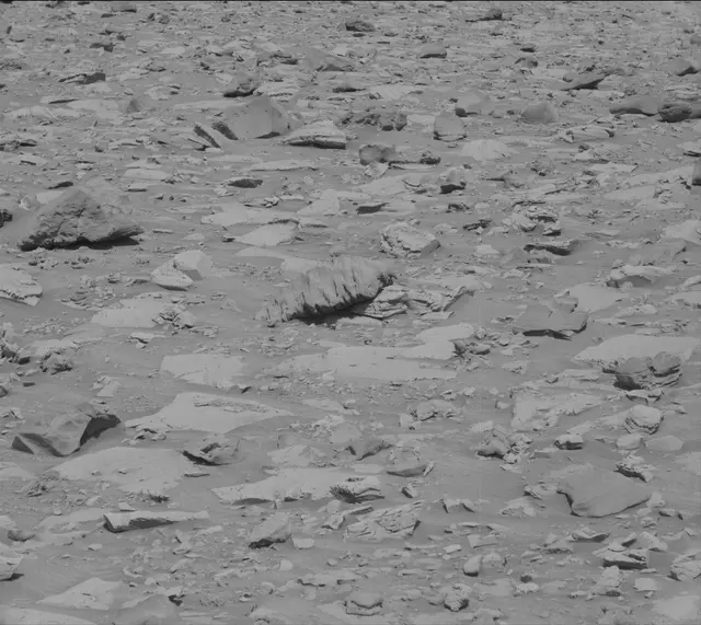 Sol 3924: Mast Camera (Mastcam)
