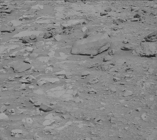 Sol 3924: Mast Camera (Mastcam)