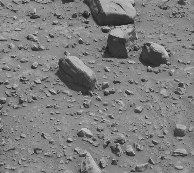 Sol 3924: Mast Camera (Mastcam)