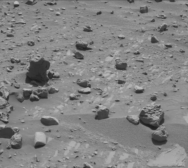 Sol 3924: Mast Camera (Mastcam)