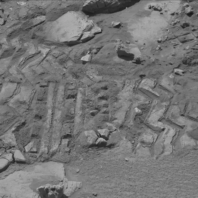 Sol 3924: Mast Camera (Mastcam)