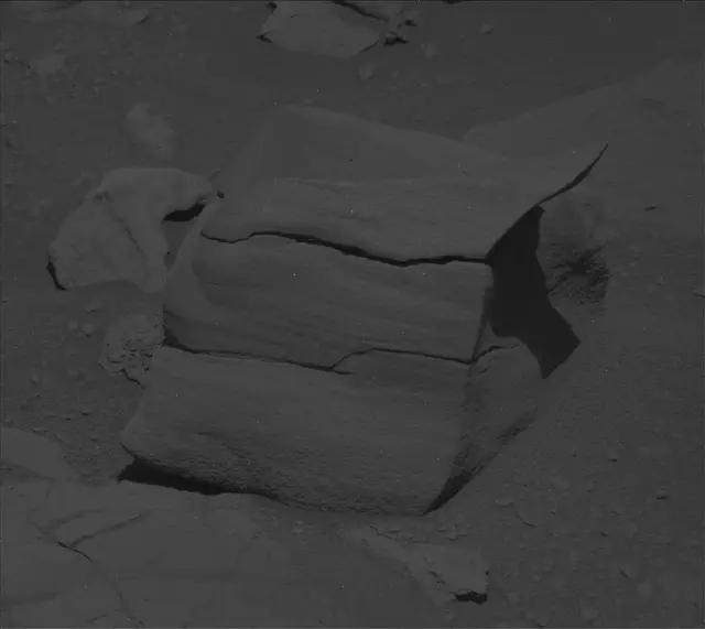 Sol 3924: Mast Camera (Mastcam)