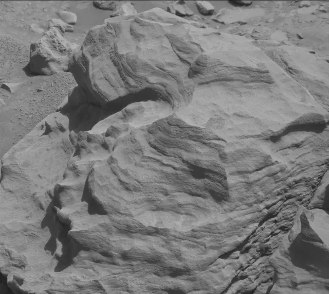 Sol 3926: Mast Camera (Mastcam)