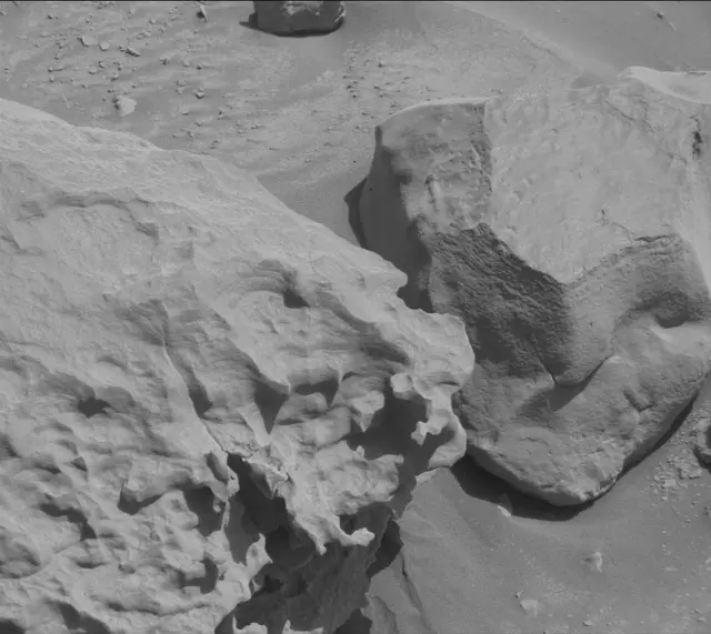 Sol 3926: Mast Camera (Mastcam)