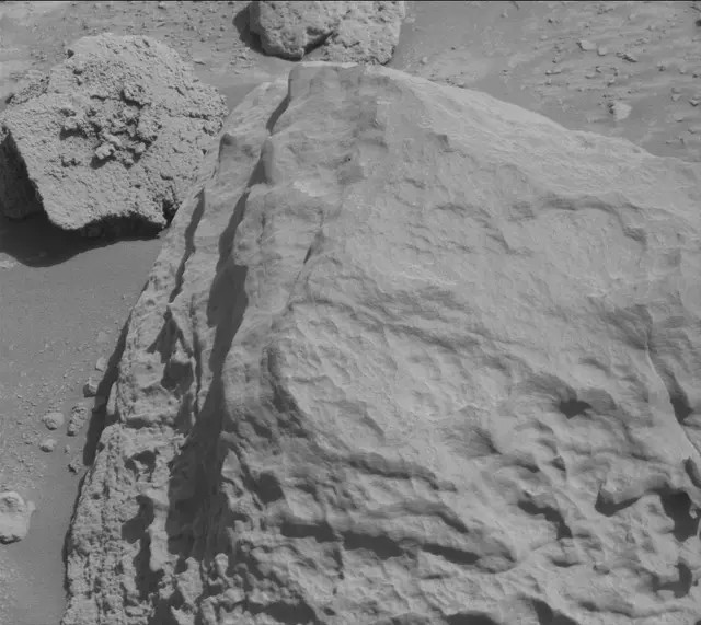 Sol 3926: Mast Camera (Mastcam)