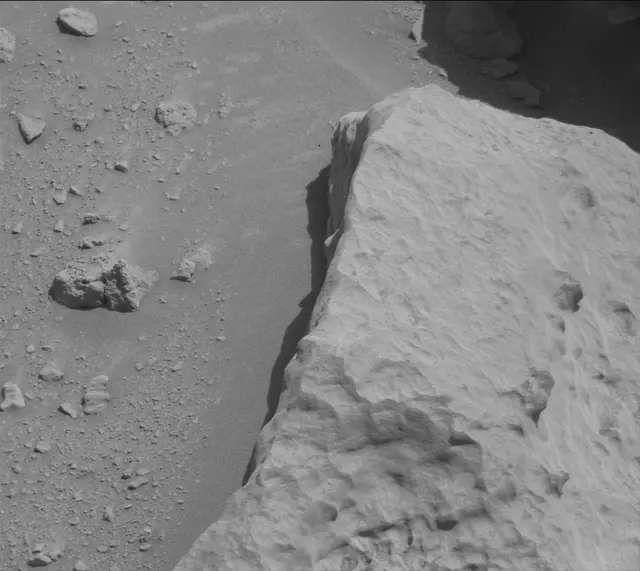 Sol 3926: Mast Camera (Mastcam)