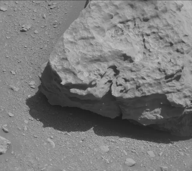 Sol 3926: Mast Camera (Mastcam)