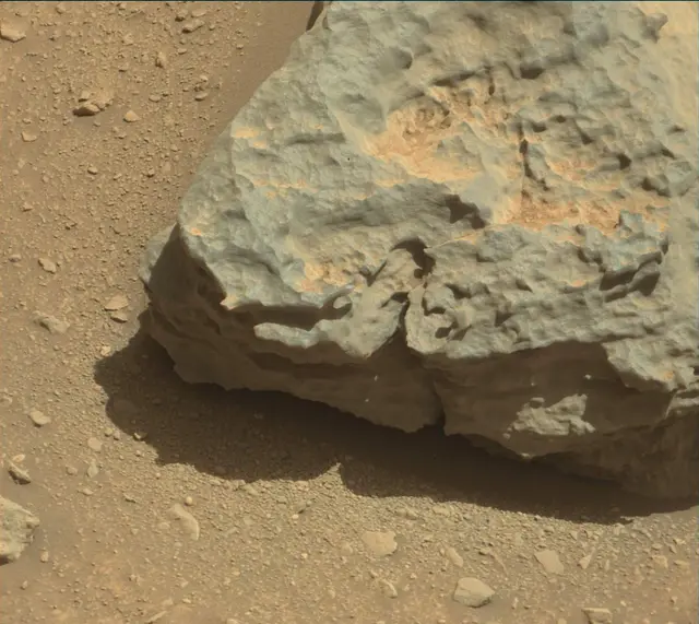Sol 3926: Mast Camera (Mastcam)