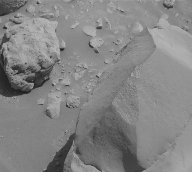 Sol 3926: Mast Camera (Mastcam)