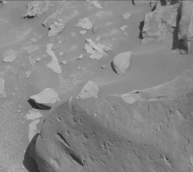Sol 3926: Mast Camera (Mastcam)